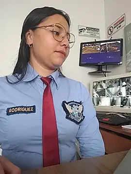 Pokazy przed kamerką – Queen_linda1