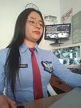 Queen_linda1: διαδικτυακό σόου στην κάμερα