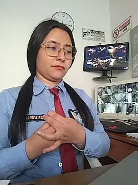 Pokazy przed kamerką – Queen_linda1