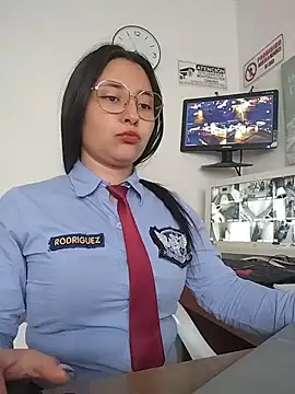 Pertunjukan Kamera Web Queen_linda1