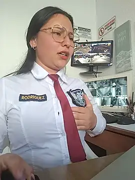 הופעת וובקאם של Queen_linda1