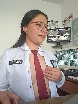 הופעת וובקאם של Queen_linda1