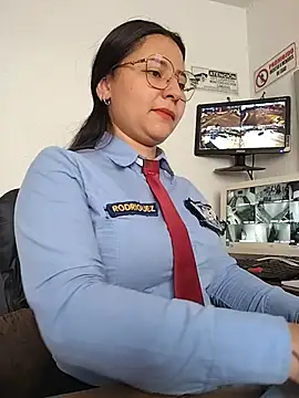 Chat XXX en directo de Queen_linda1