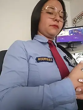 Pokazy przed kamerką – Queen_linda1