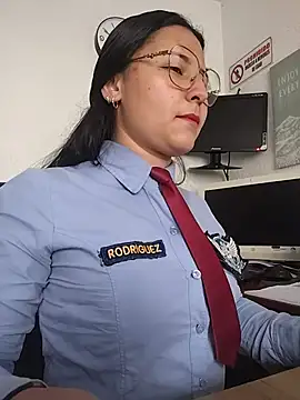 הופעת וובקאם של Queen_linda1