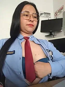 הופעת וובקאם של Queen_linda1