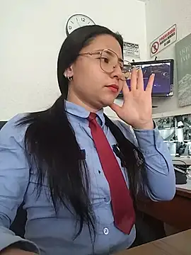 Queen_linda1 Adlı Modelin Web Kamerası Şovu