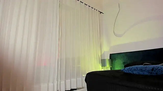 Alessa_novva 网络视讯表演