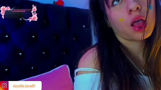 Kitty_rose01 Adlı Modelin Canlı XXX Sohbeti