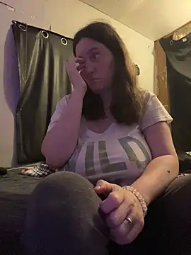 Mini83's Live XXX Chat