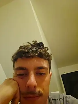 הופעת וובקאם של marcoolaso