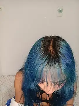 mistyyblue élő XXX-chatje
