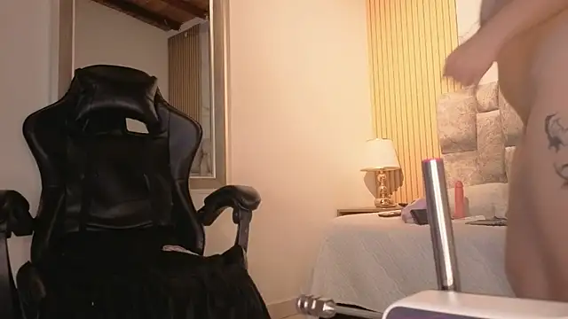 Živá chatovací místnost alkivamoon