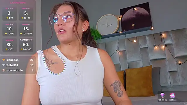 LiaaMoretti__ – Naživo XXX chat