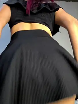 MilianiCourset – webcam-show