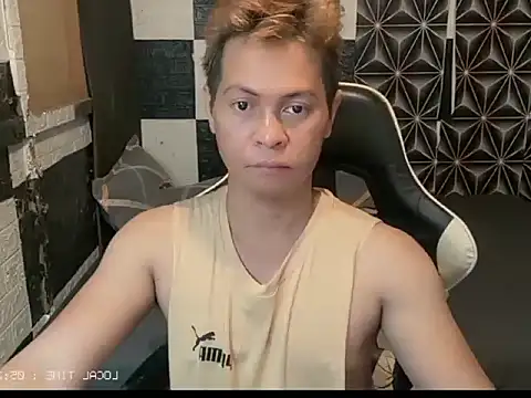 Show de AstronFuckBOY na webcam