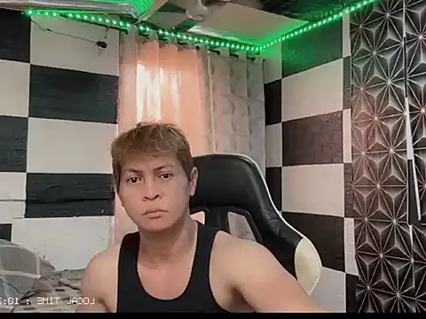ImUrSexMACHINE Pertunjukan Webcam
