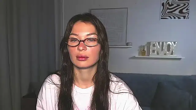 دردشة AlexaSven الجنسية المباشرة