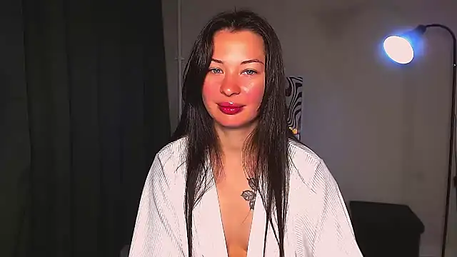 AlexaSven Adlı Modelin Canlı XXX Sohbeti