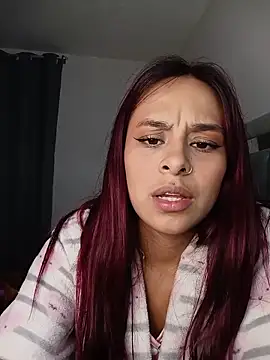 Show de Emiily_Bliss26 na webcam