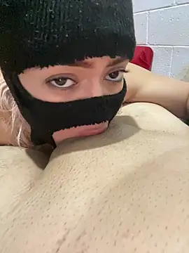 Hotkatii 网络视讯表演