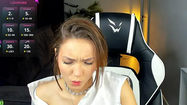 Leslie_Scott: онлайн-чат