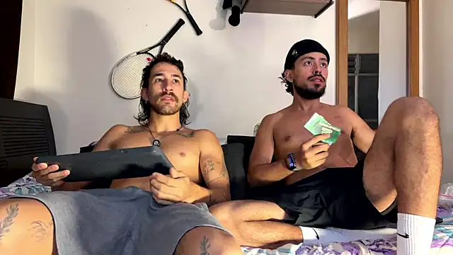 Aaron_wheel Webcam-Show