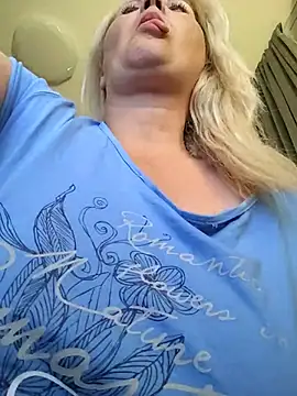 Divineblond Obrolan Langsung XXX