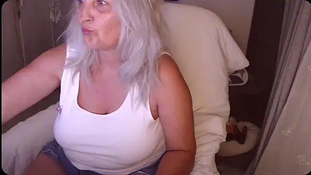 Divineblond লাইভ XXX চ্যাট