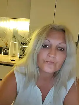 Divineblond Live XXX-chat