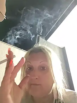 Czat XXX na żywo – Divineblond