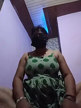 pihu_X webcam show