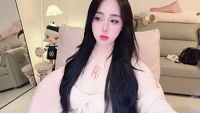 Hanzaizai32902's Live XXX Chat