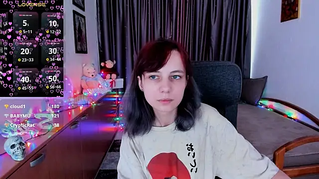 MiniLysii Adlı Modelin Canlı XXX Sohbeti