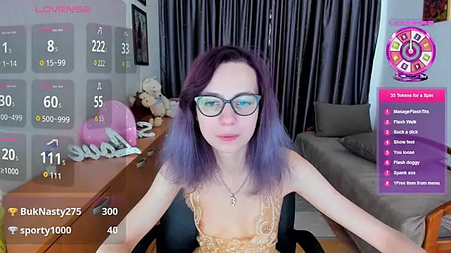 MiniLysii live XXX chat