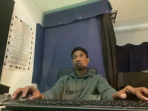 milfandyoungin Show Webcam