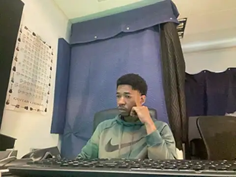 milfandyoungin's Webcam Show