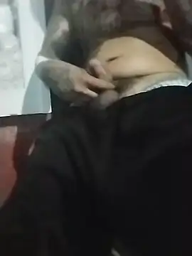 uncutlati Pertunjukan Webcam