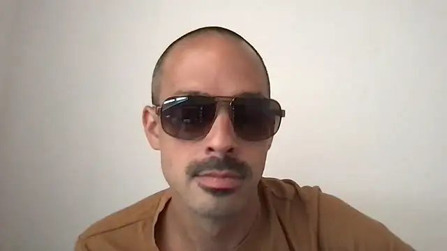 codyross Show in webcam