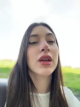 BOOMFOXY ওয়েবক্যাম শো
