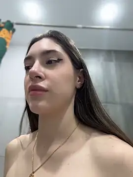 BOOMFOXY's Live XXX Chat