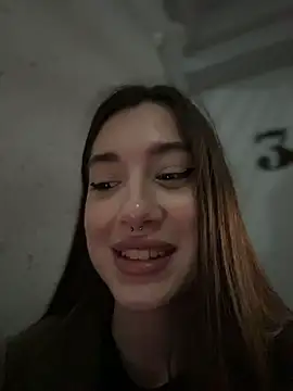 BOOMFOXY Live chatroom