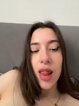 دردشة BOOMFOXY الجنسية المباشرة