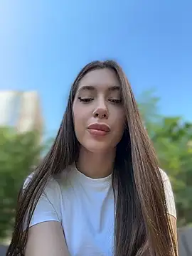 BOOMFOXY's Live XXX Chat