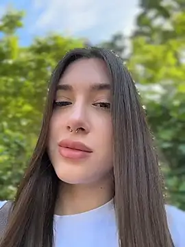 BOOMFOXY's Live XXX Chat
