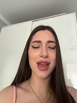 BOOMFOXY's Live XXX Chat