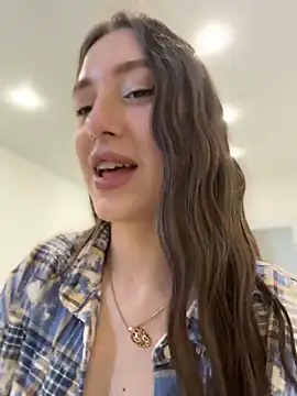 BOOMFOXYn Live XXX chat