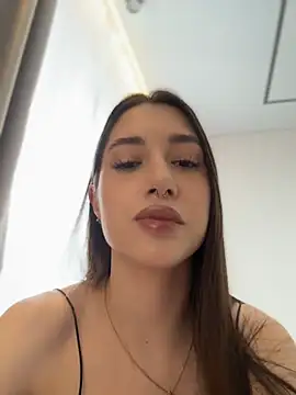 XXX chat uživo modela BOOMFOXY
