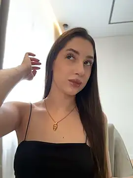 BOOMFOXY Adlı Modelin Canlı XXX Sohbeti