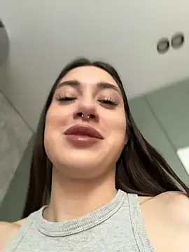 XXX chat uživo modela BOOMFOXY